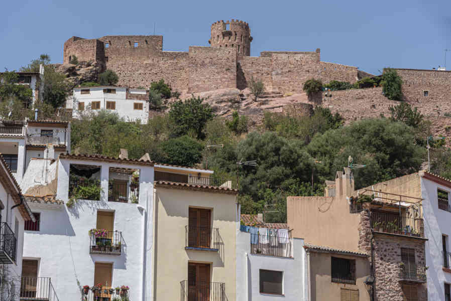 Castelló de la Plana - Vilafamés 21 - castillo de Vilafamés.jpg